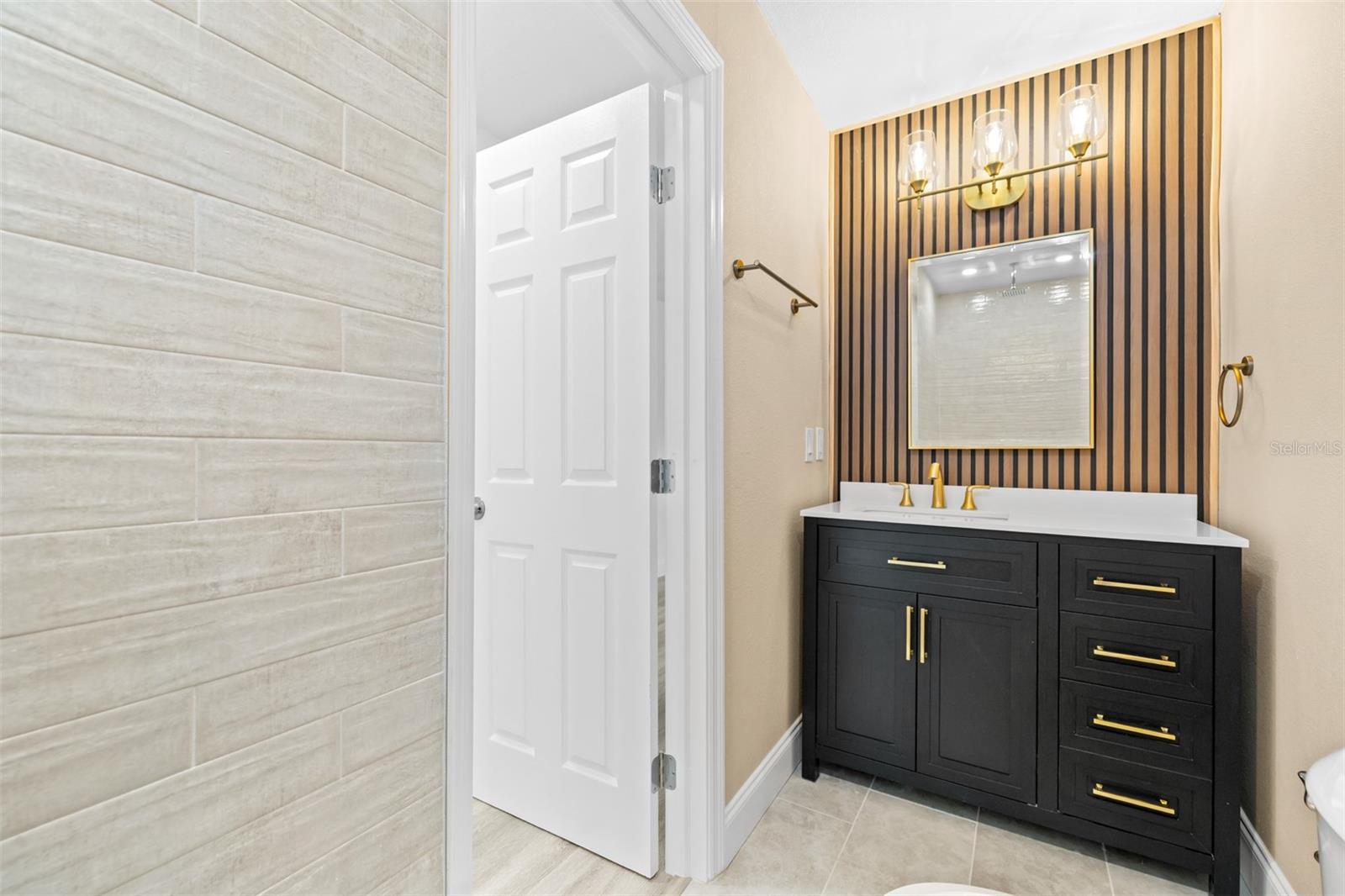 2325 HIGHLAND ST S — photo 22