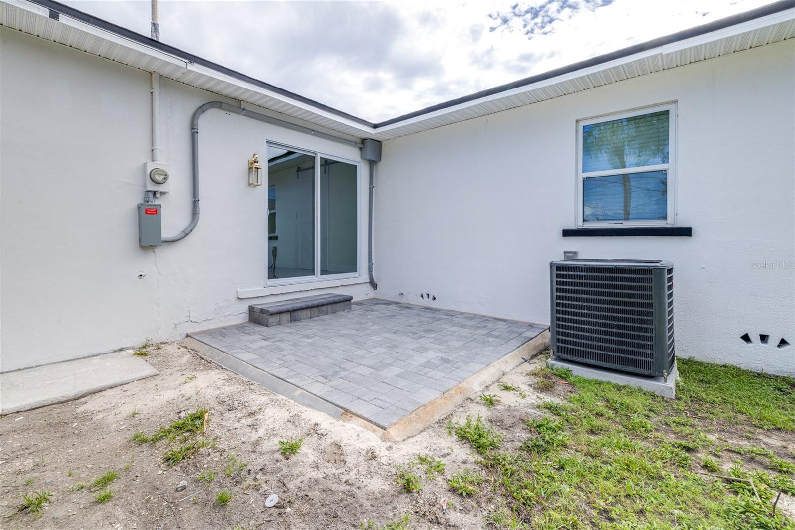 2325 HIGHLAND ST S — photo 36