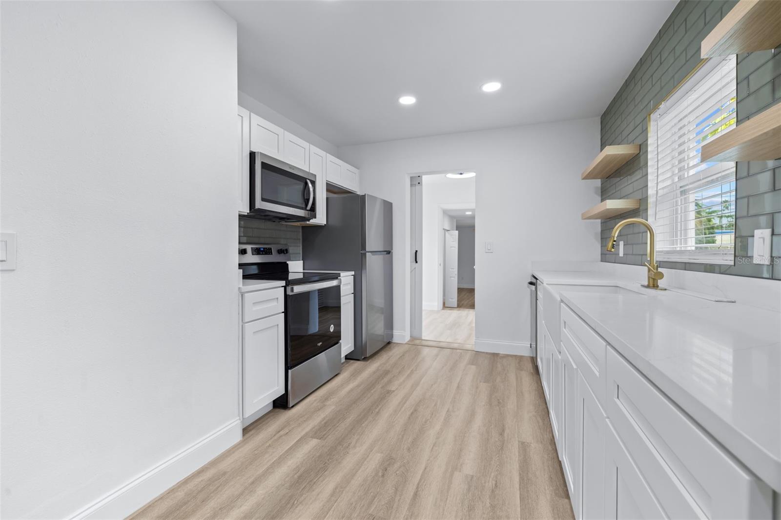 2325 HIGHLAND ST S — photo 13