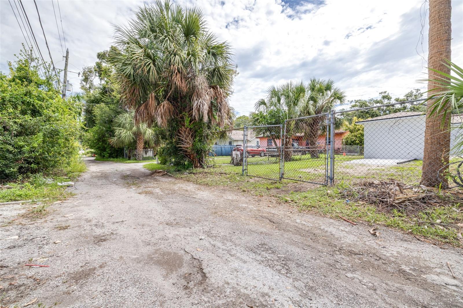 2325 HIGHLAND ST S — photo 41