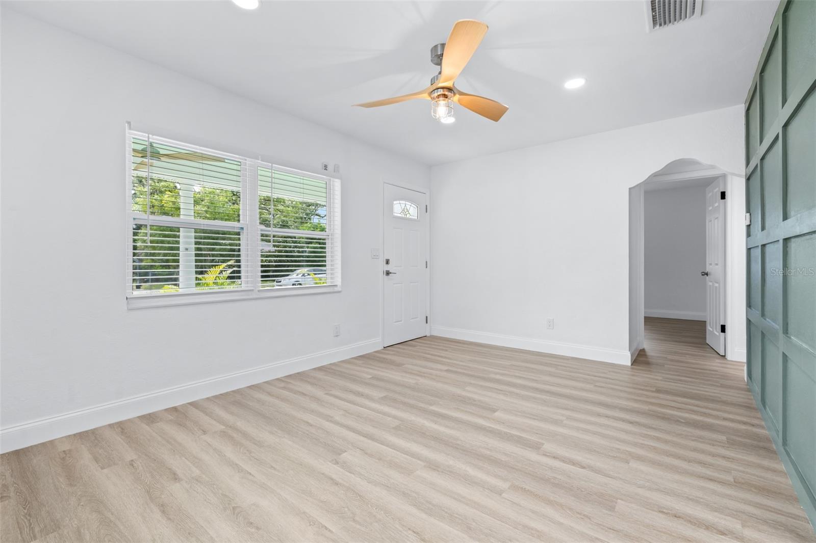 2325 HIGHLAND ST S — photo 11