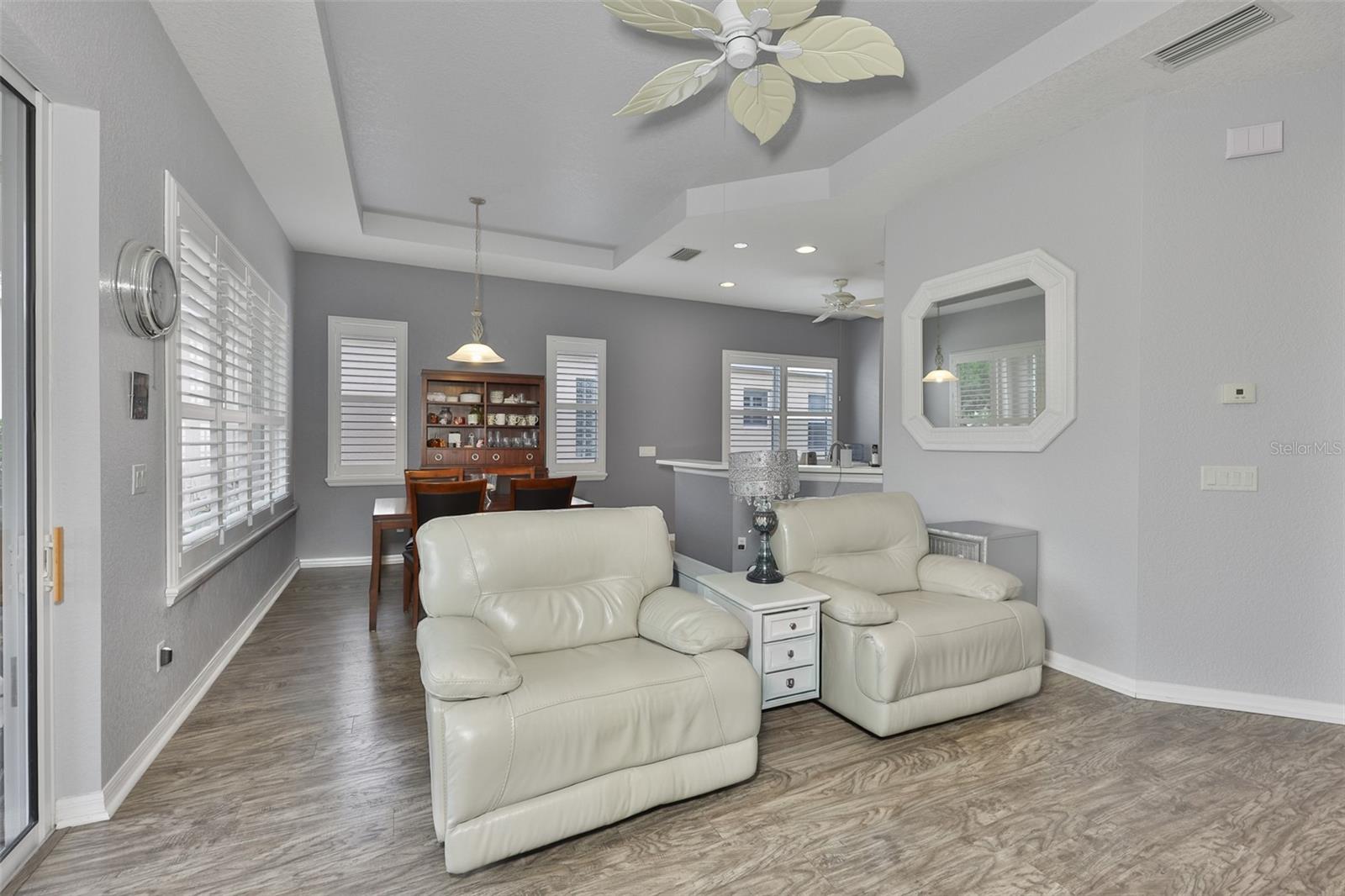 1050 REGAL MANOR WAY — photo 11
