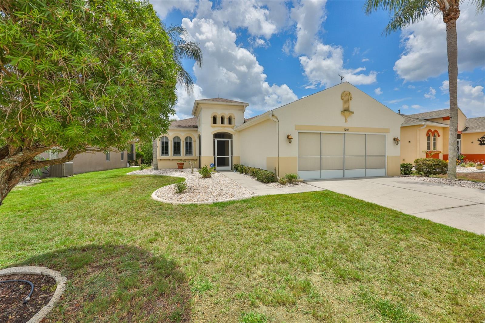 1050 REGAL MANOR WAY — photo 27