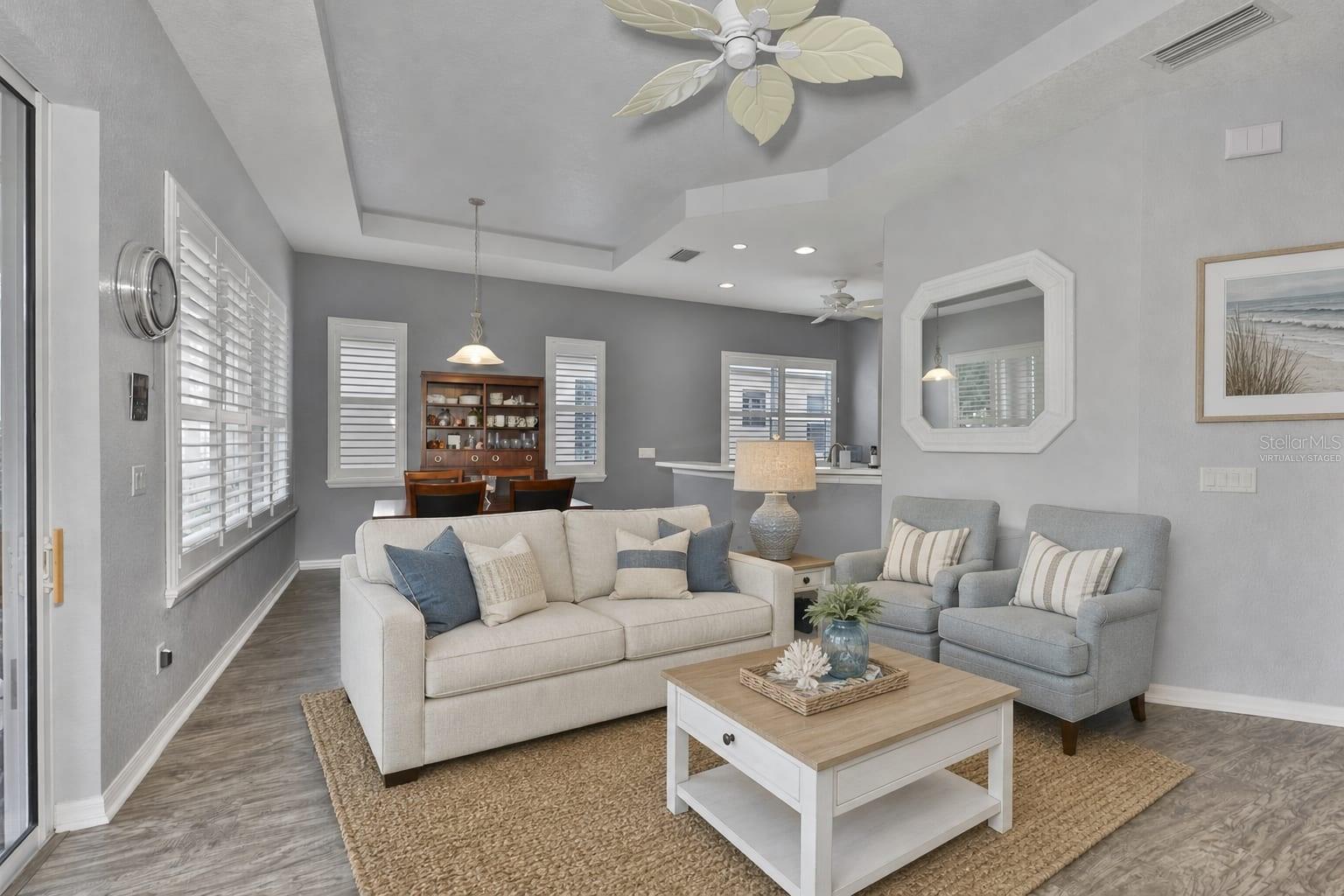1050 REGAL MANOR WAY — photo 2