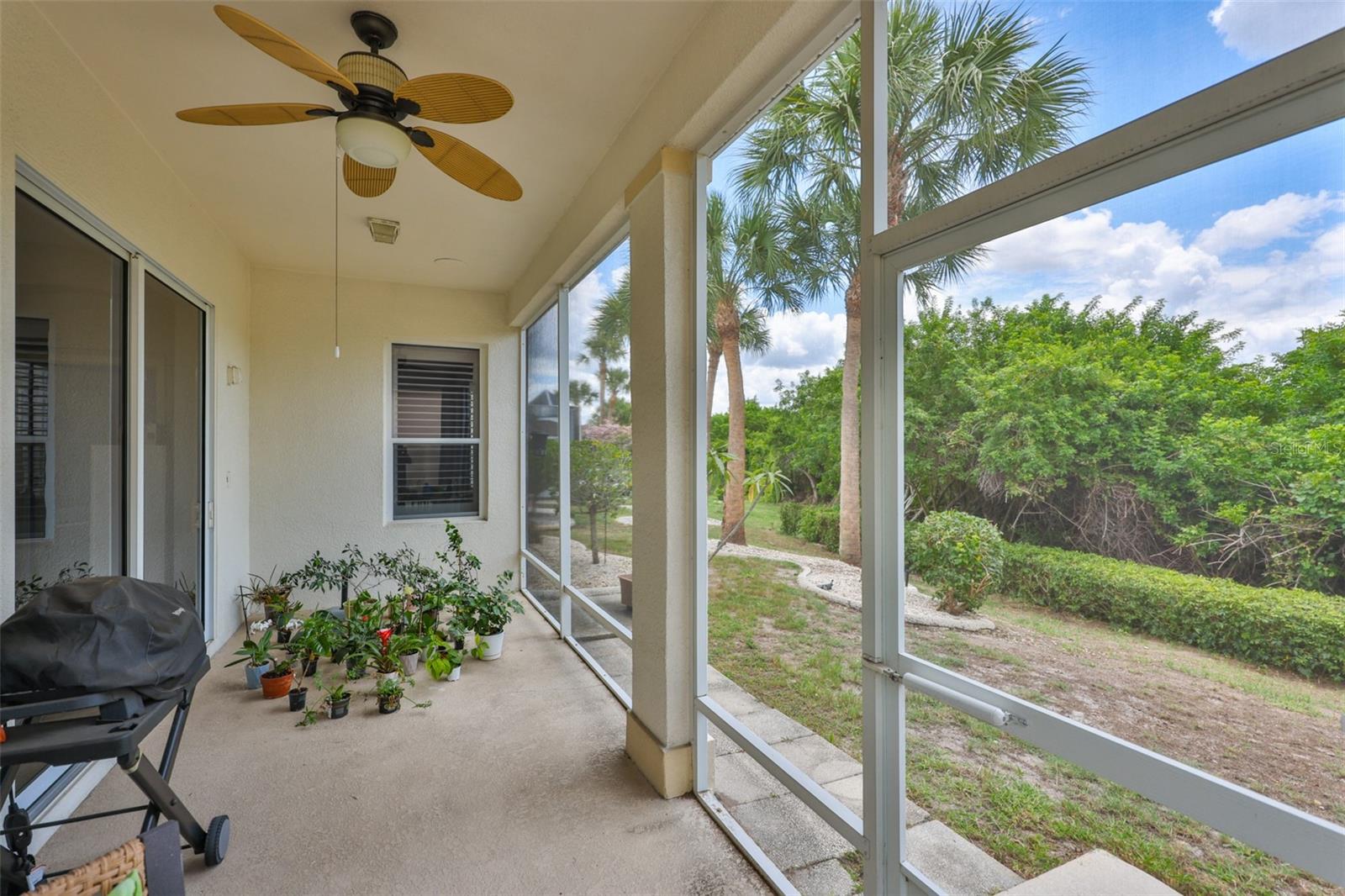 1050 REGAL MANOR WAY — photo 21