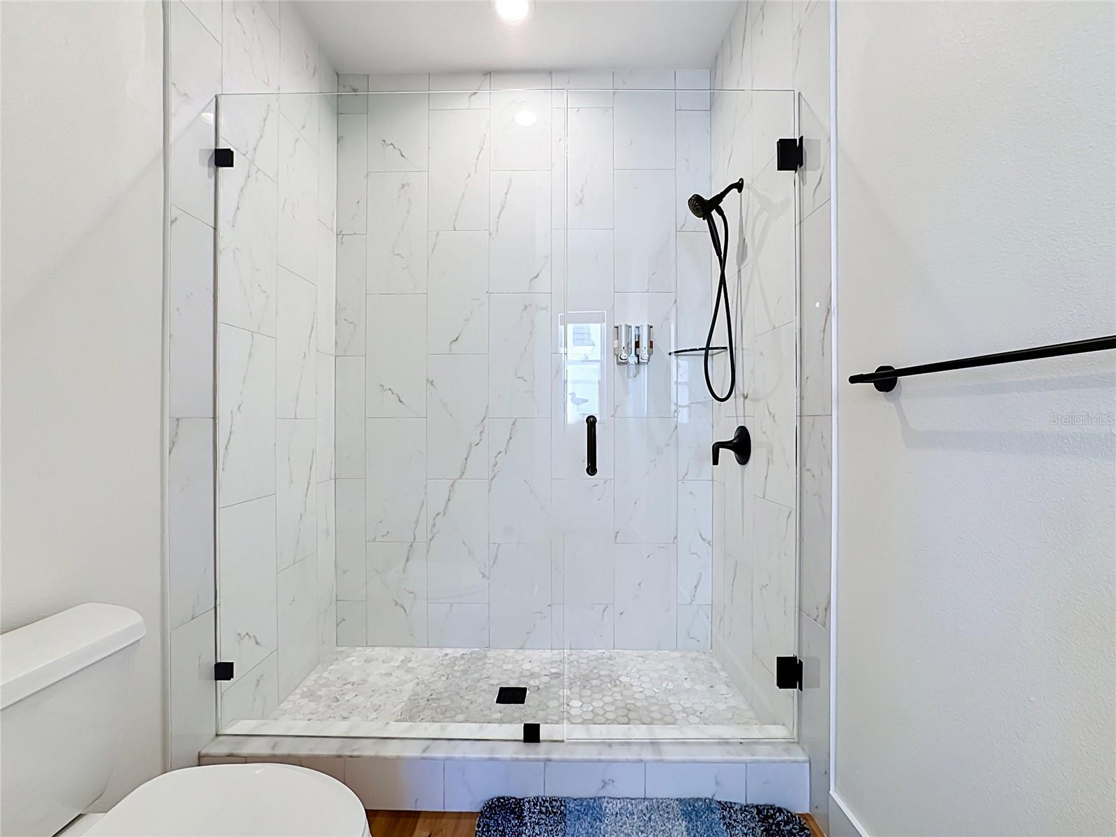 6925 BOCHI CIR — photo 23