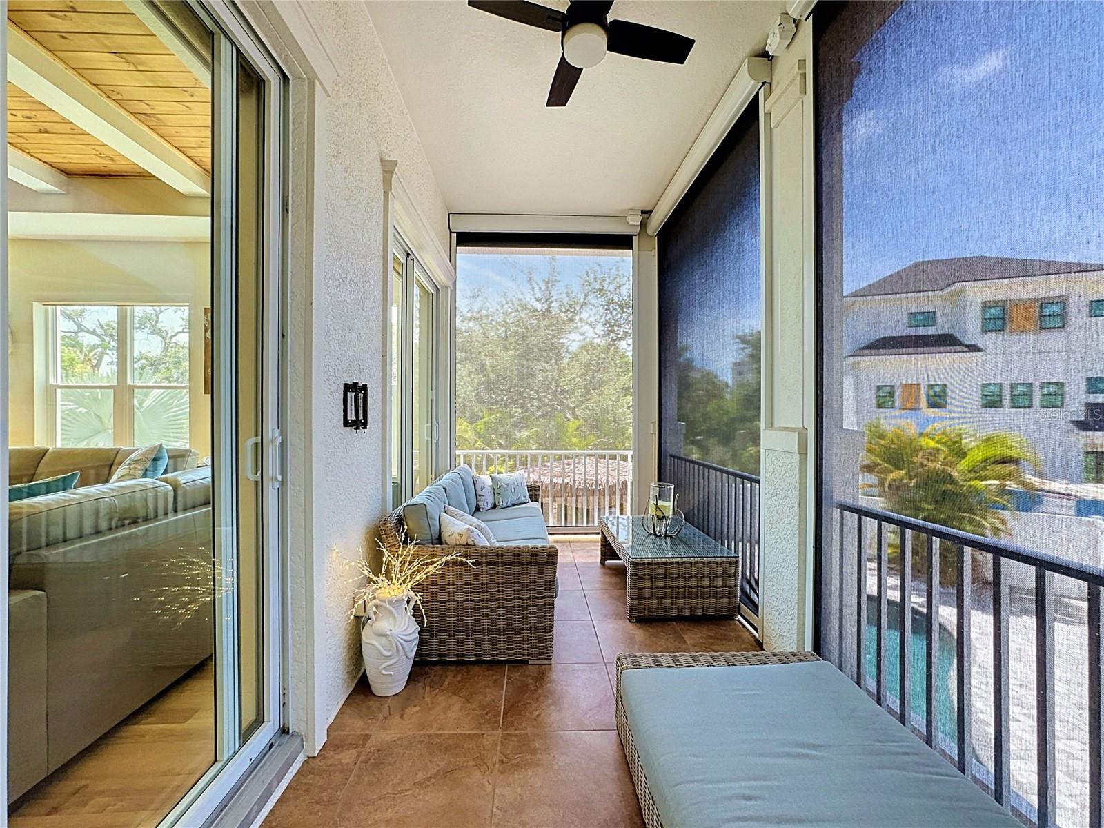 6925 BOCHI CIR — photo 11