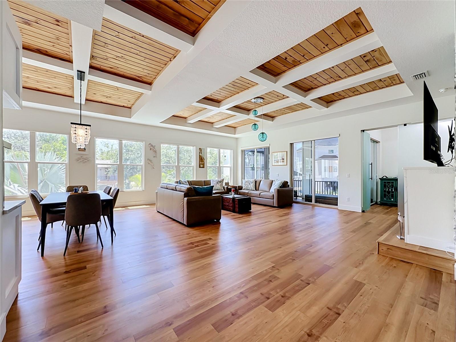 6925 BOCHI CIR — photo 8