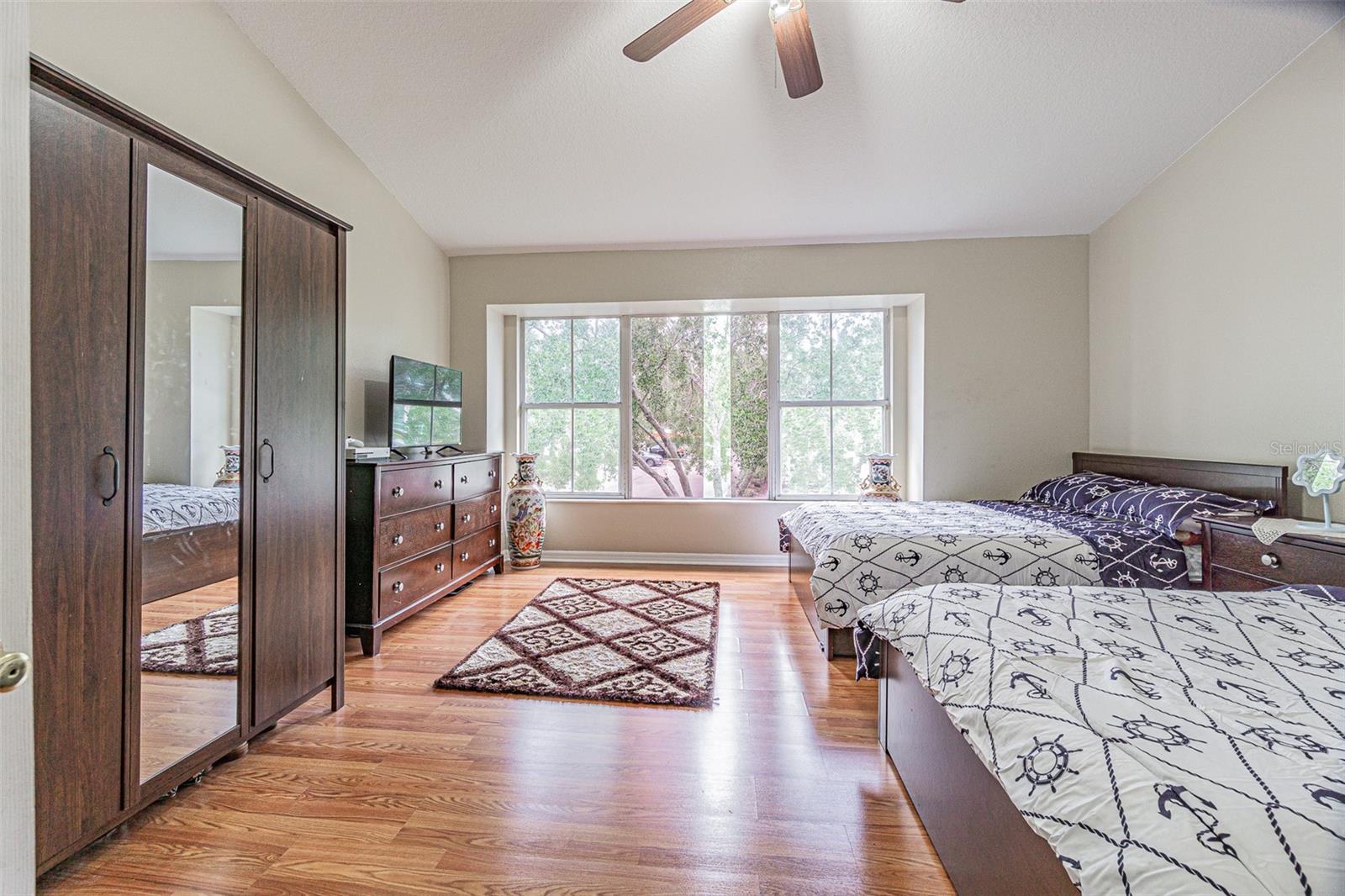 3331 COVERED BRIDGE DR E — photo 25