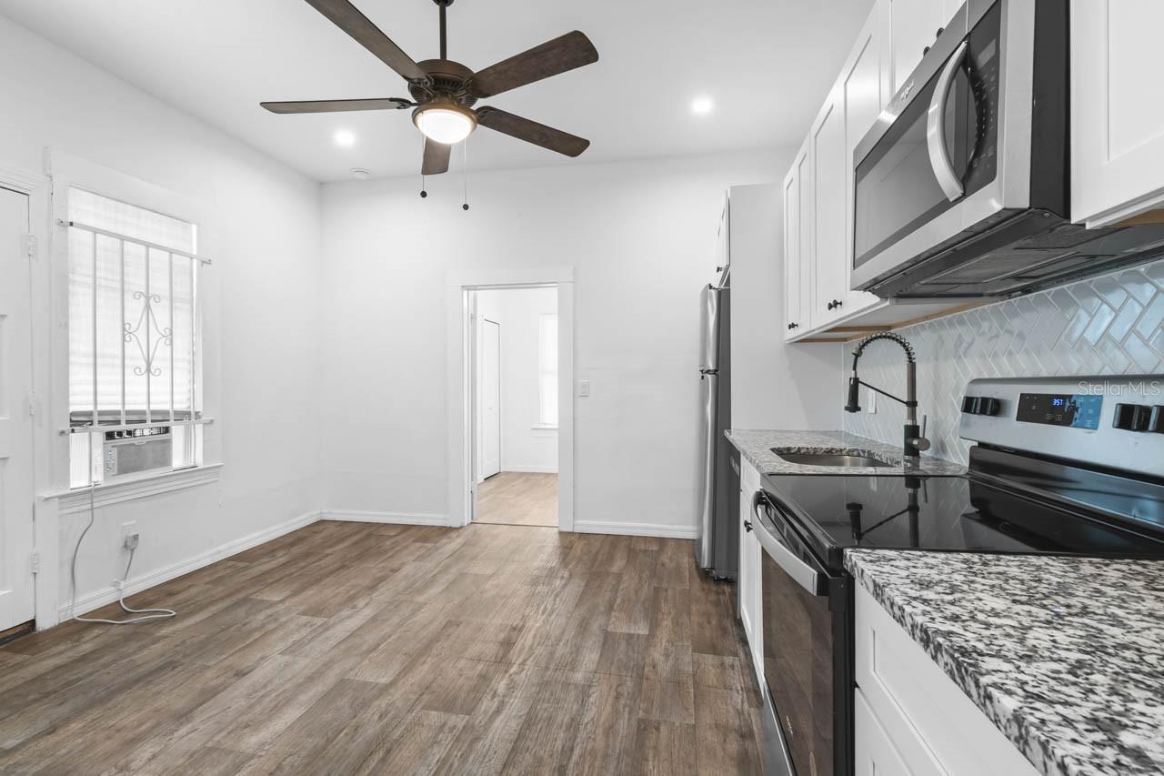 1305 E 17TH AVE — photo 30