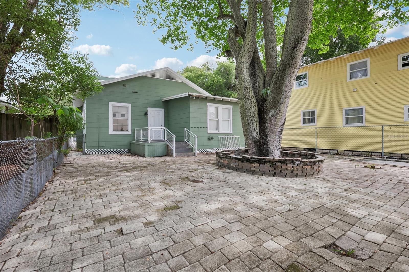 1305 E 17TH AVE — photo 43