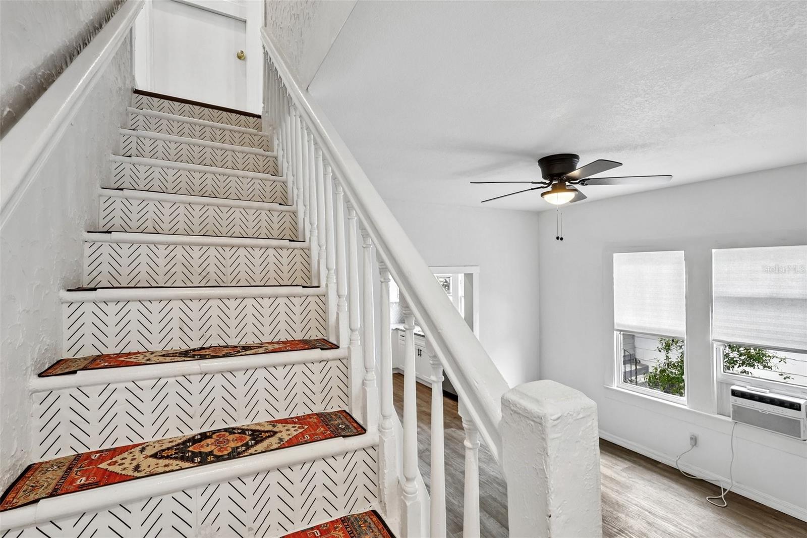 1305 E 17TH AVE — photo 15