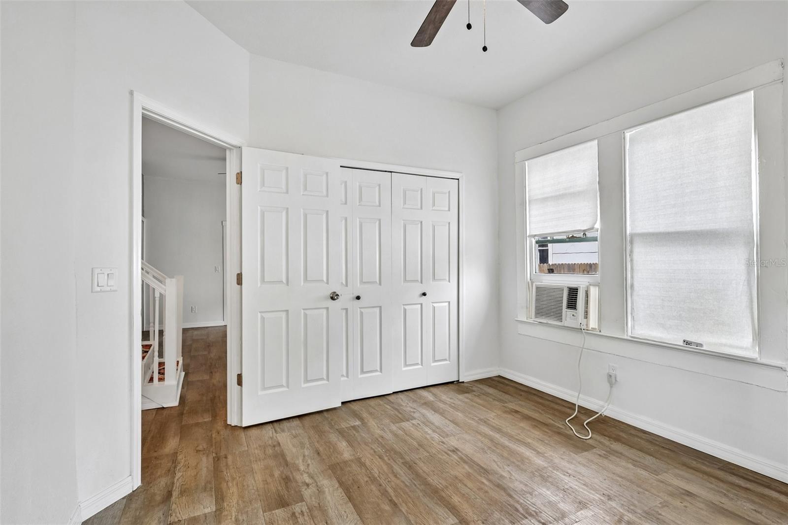 1305 E 17TH AVE — photo 12