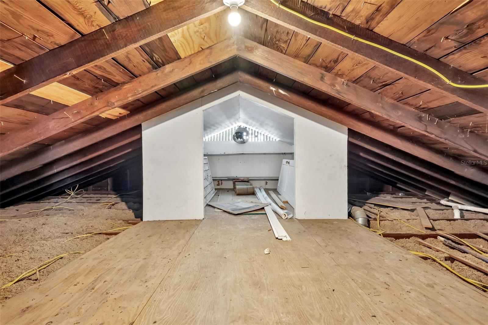 1305 E 17TH AVE — photo 40