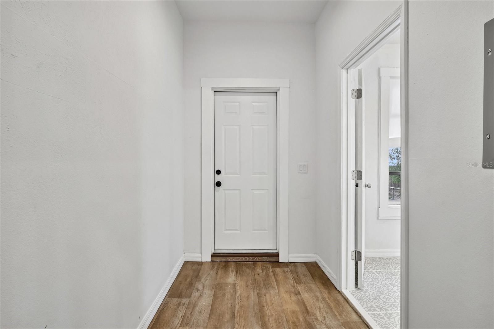1305 E 17TH AVE — photo 16