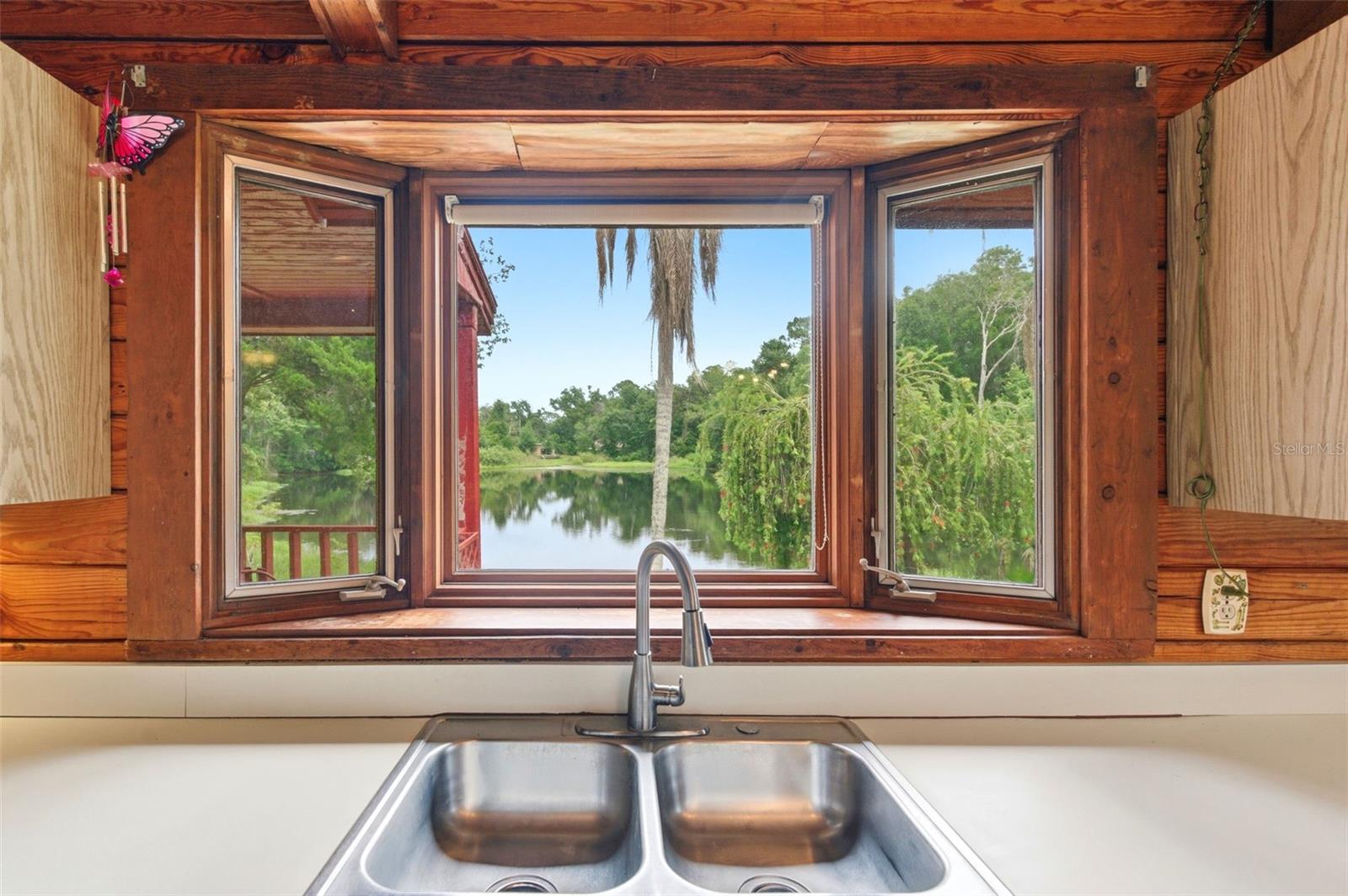 6409 CHISWICK CT — photo 17