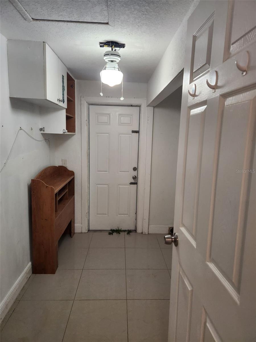 8518 WOODLAKE DR — photo 27