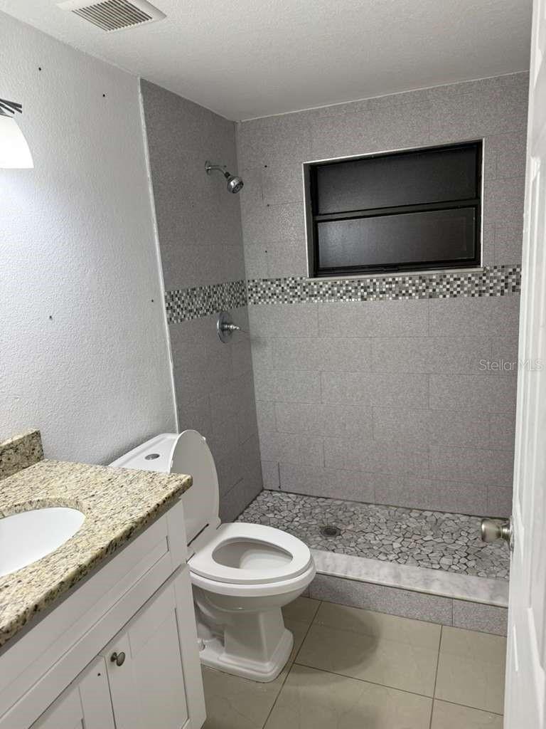 8518 WOODLAKE DR — photo 24