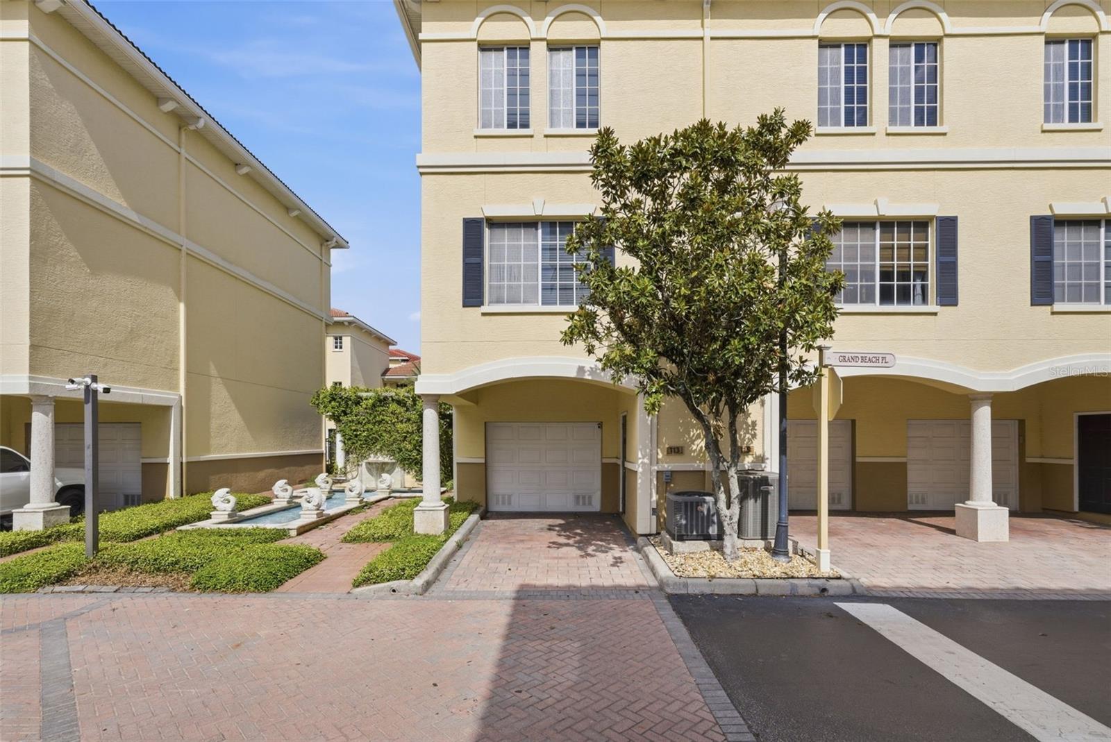 113 GRAND BEACH PL — photo 2