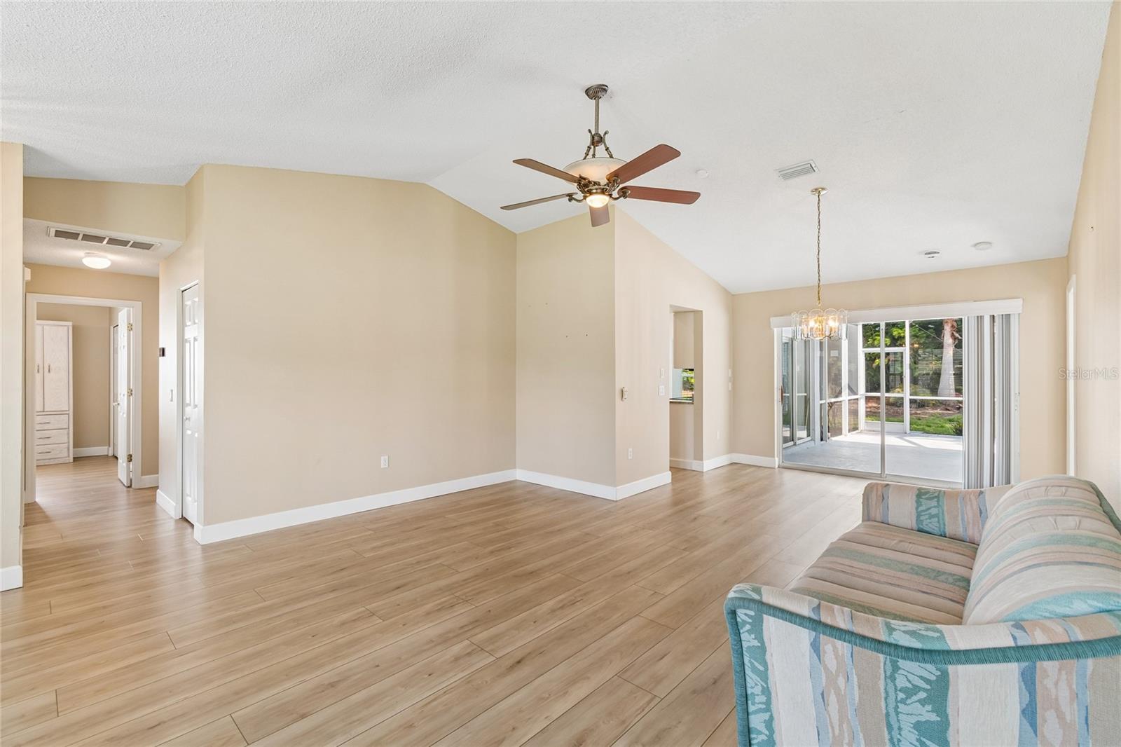 10919 TRELAIN WAY — photo 8