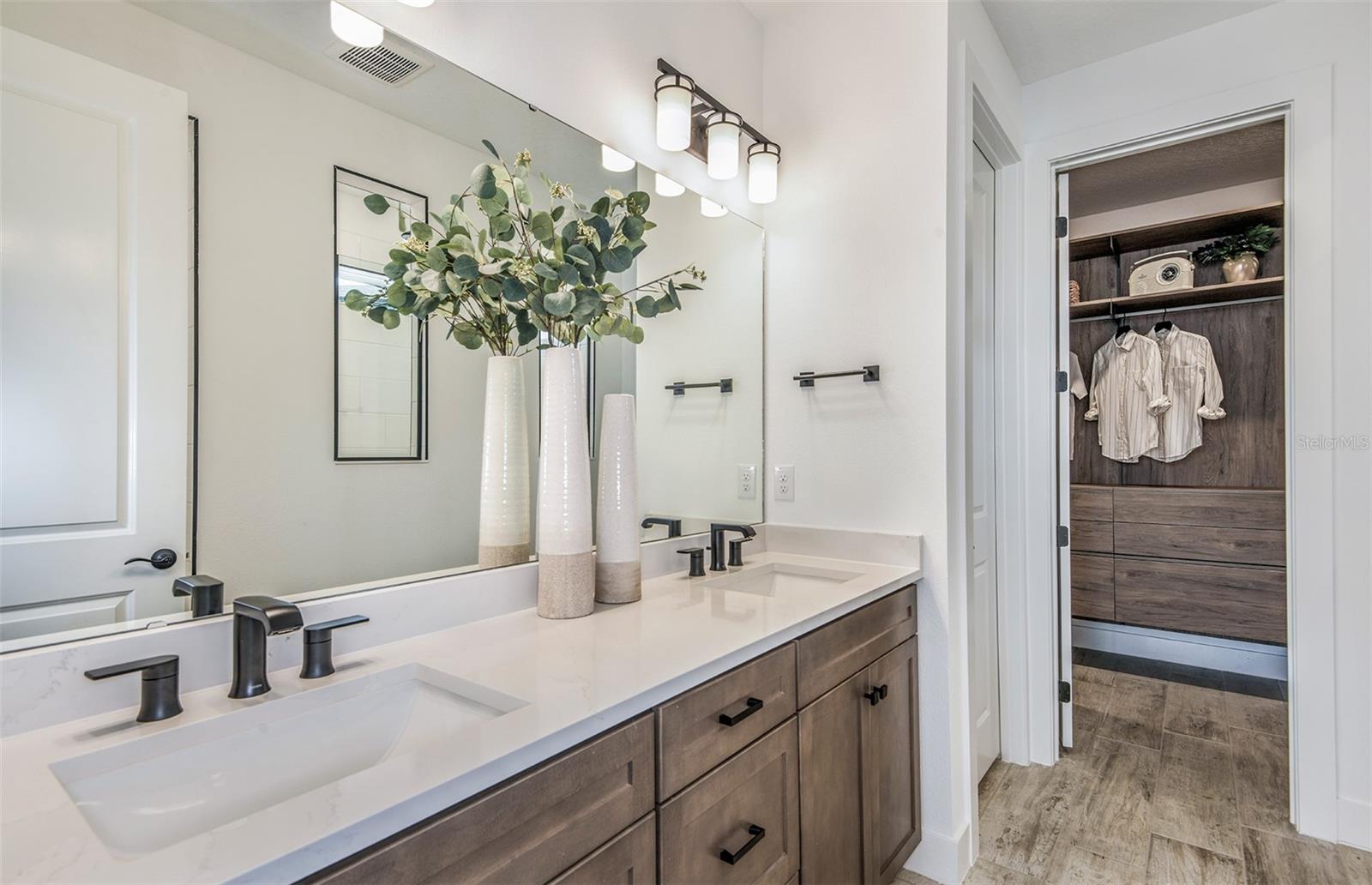 6840 GILLY SHADOW ST — photo 11
