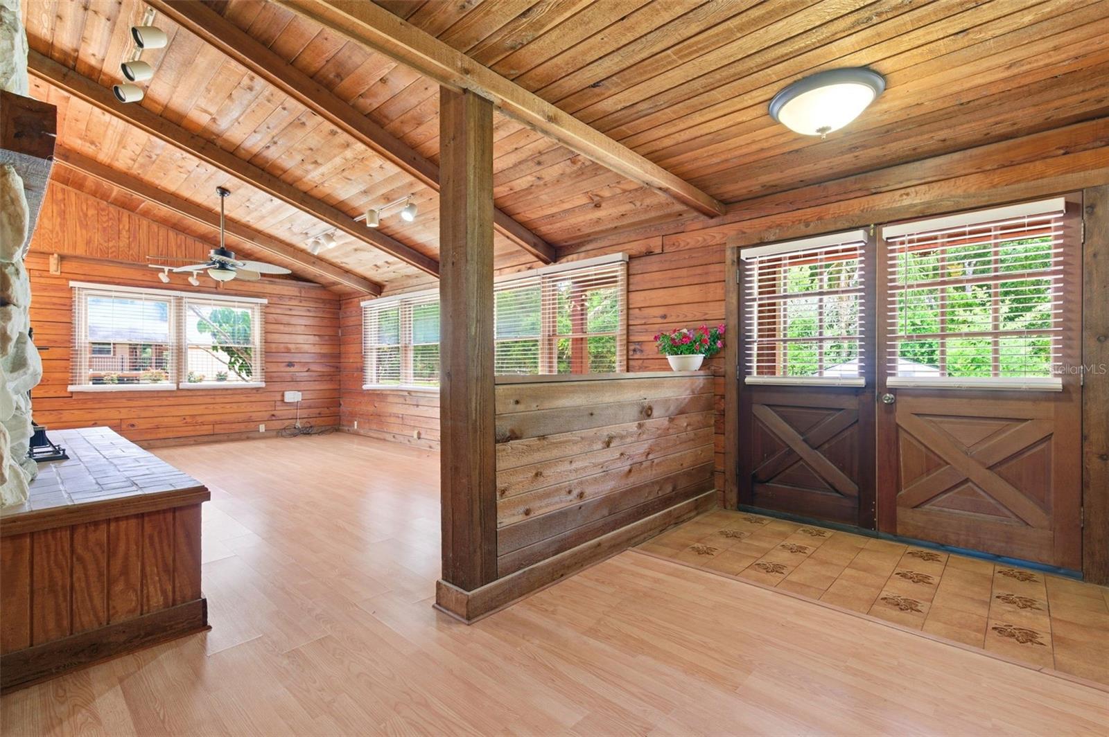 6409 CHISWICK CT — photo 15