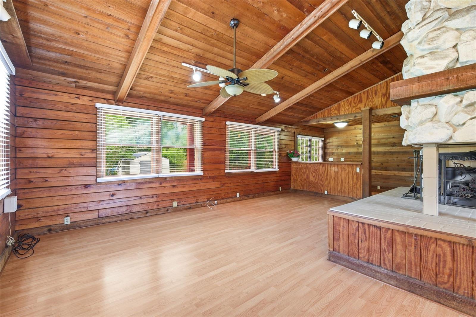 6409 CHISWICK CT — photo 19