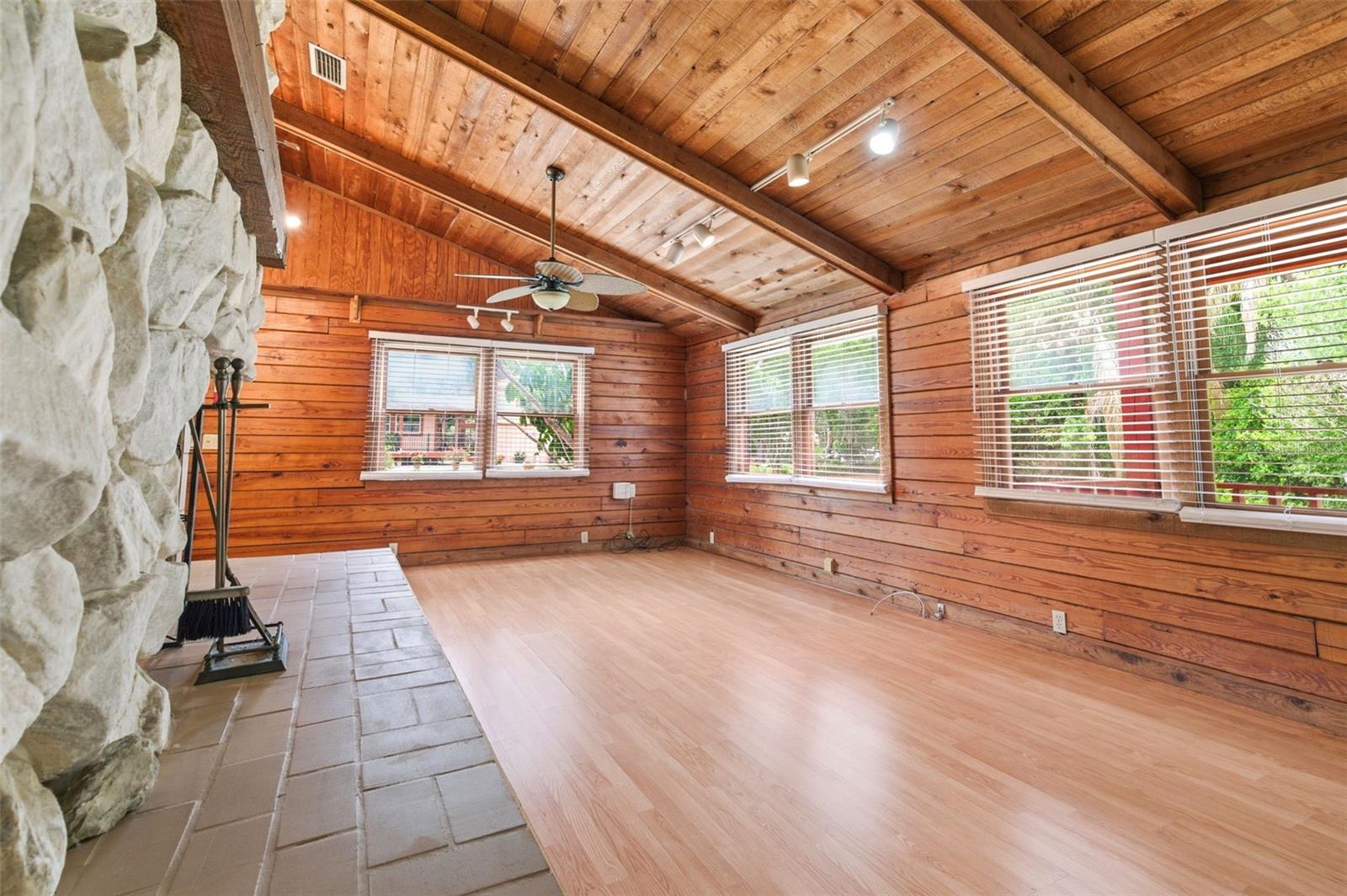6409 CHISWICK CT — photo 16