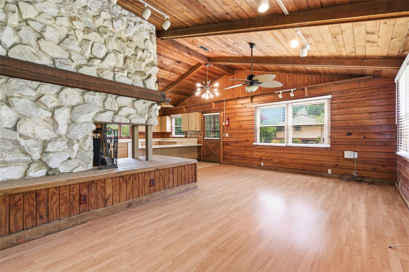 6409 CHISWICK CT — photo 17