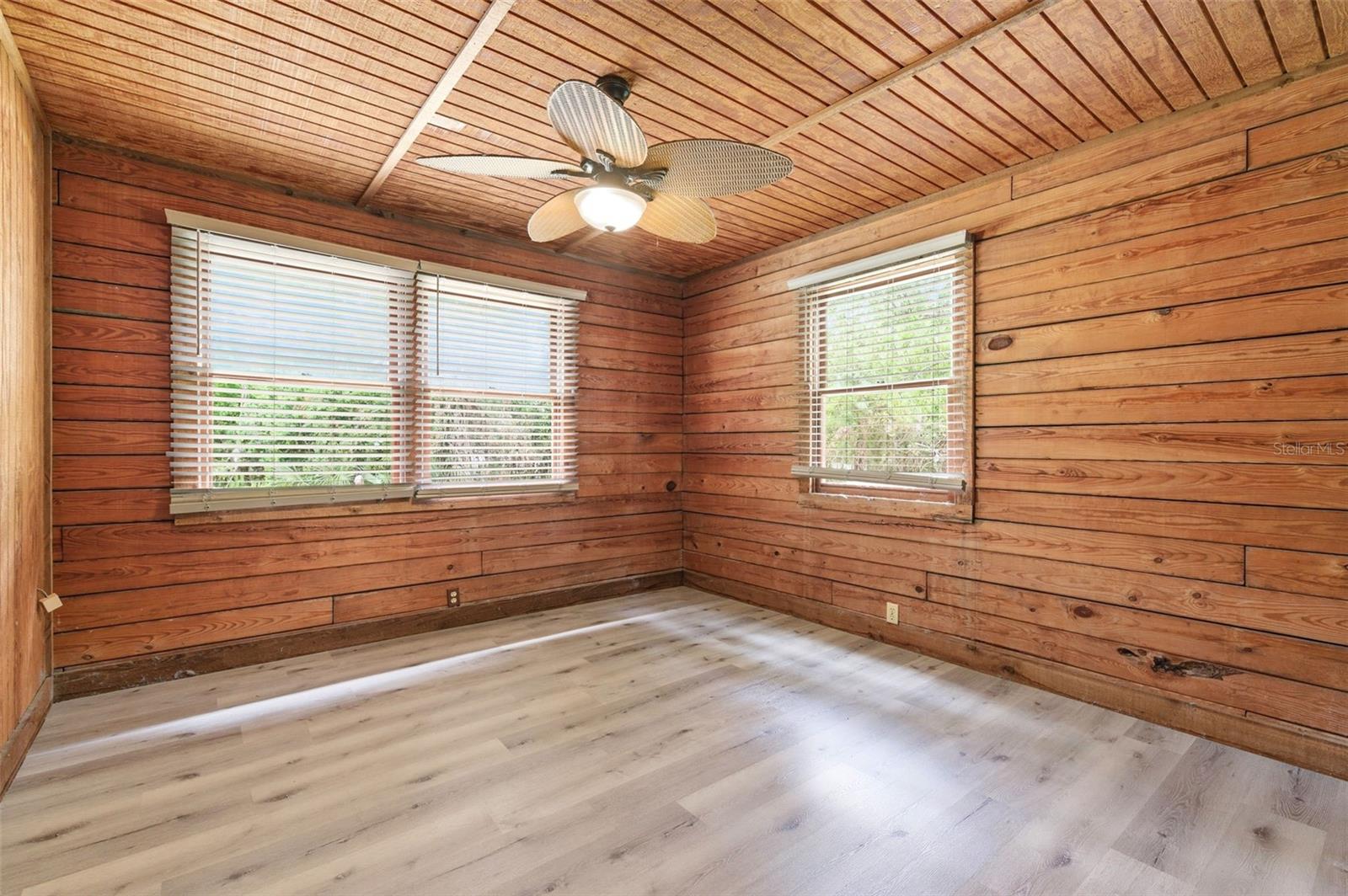 6409 CHISWICK CT — photo 36
