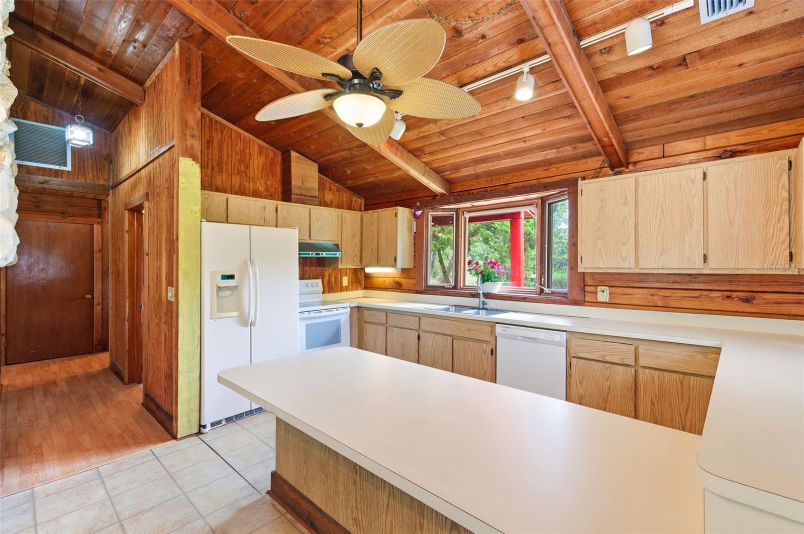 6409 CHISWICK CT — photo 23