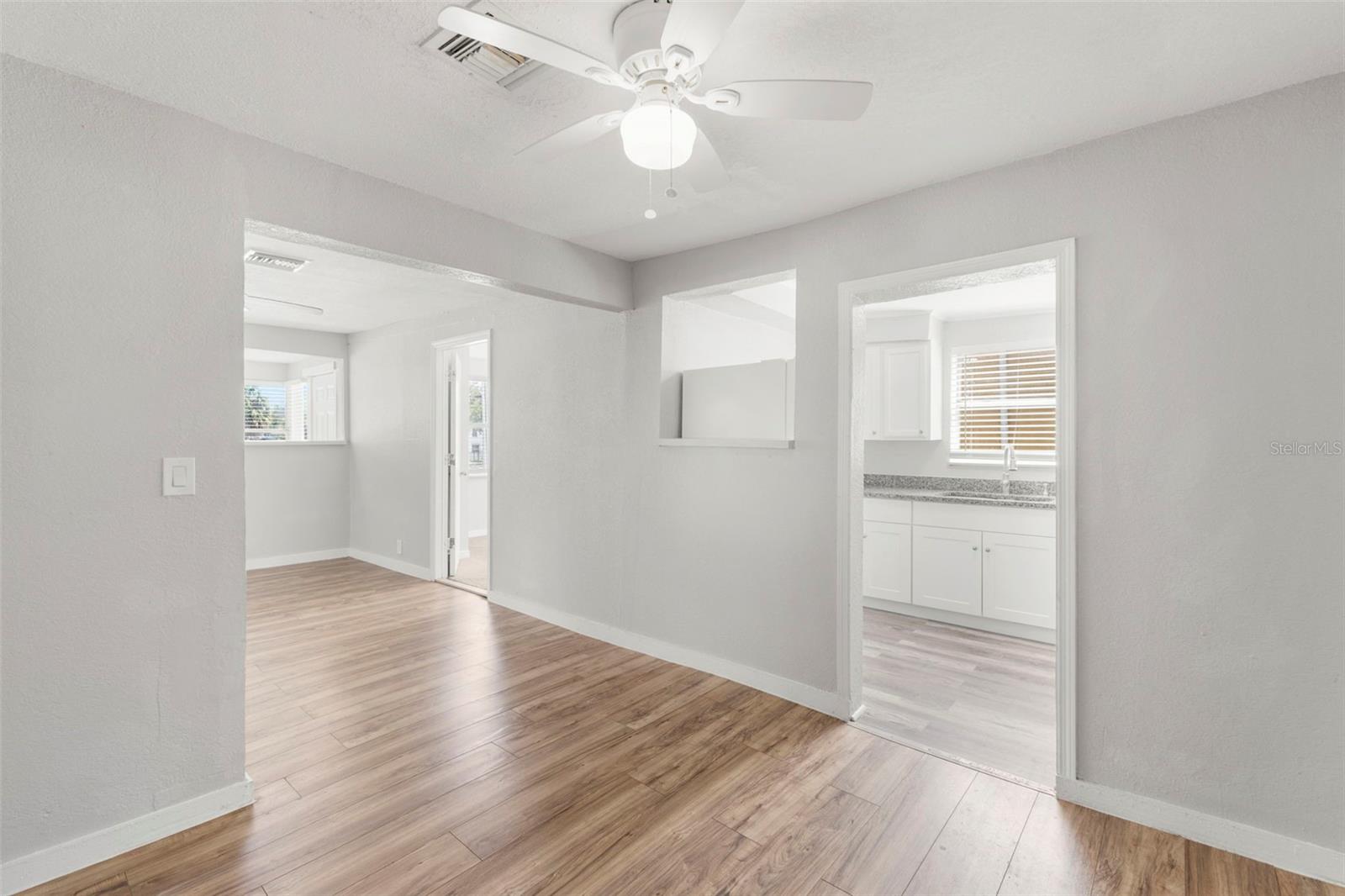 1015 METTO ST — photo 12
