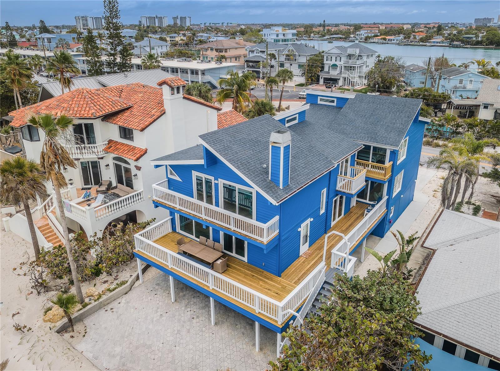 8432 W GULF BLVD #Jellyfish — photo 6