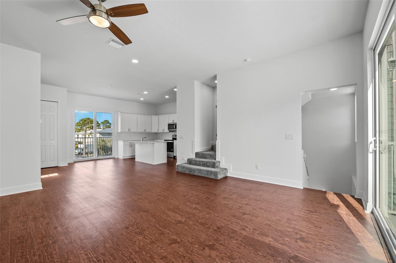 5728 BISCAYNE CT — photo 9