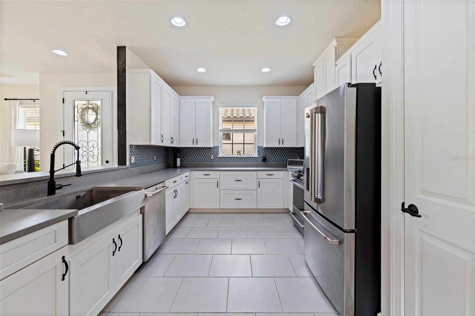 3254 FRANCOA DR — photo 15
