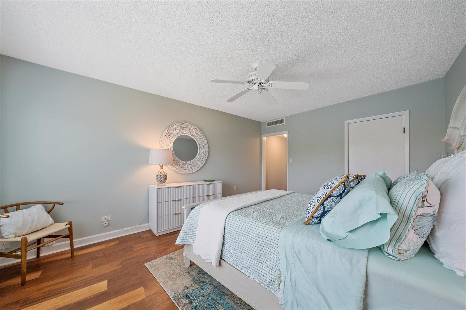100 SANDS POINT RD #303 — photo 29