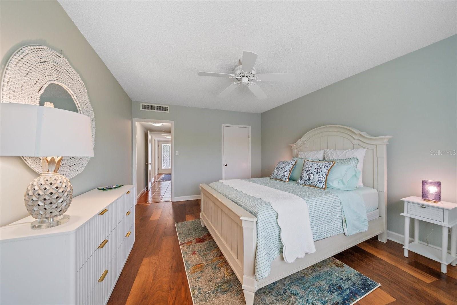 100 SANDS POINT RD #303 — photo 28