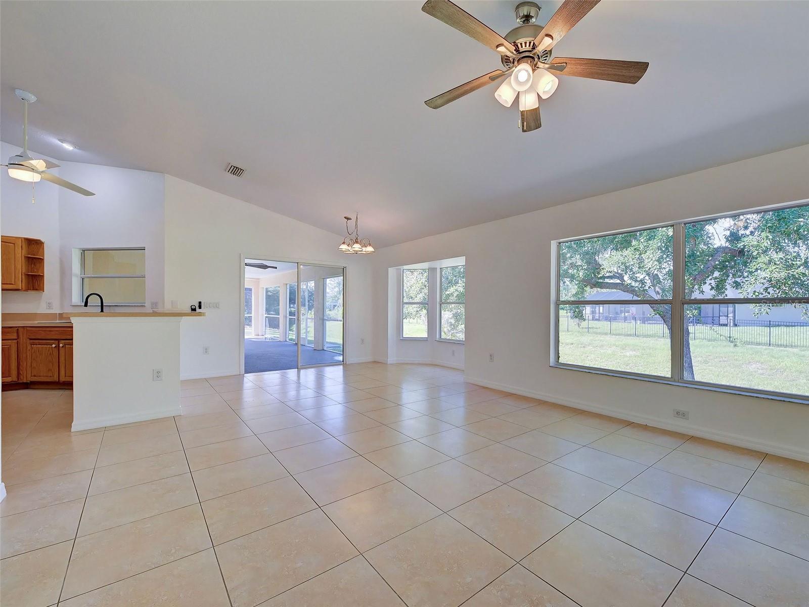 1115 URMEY LN — photo 36