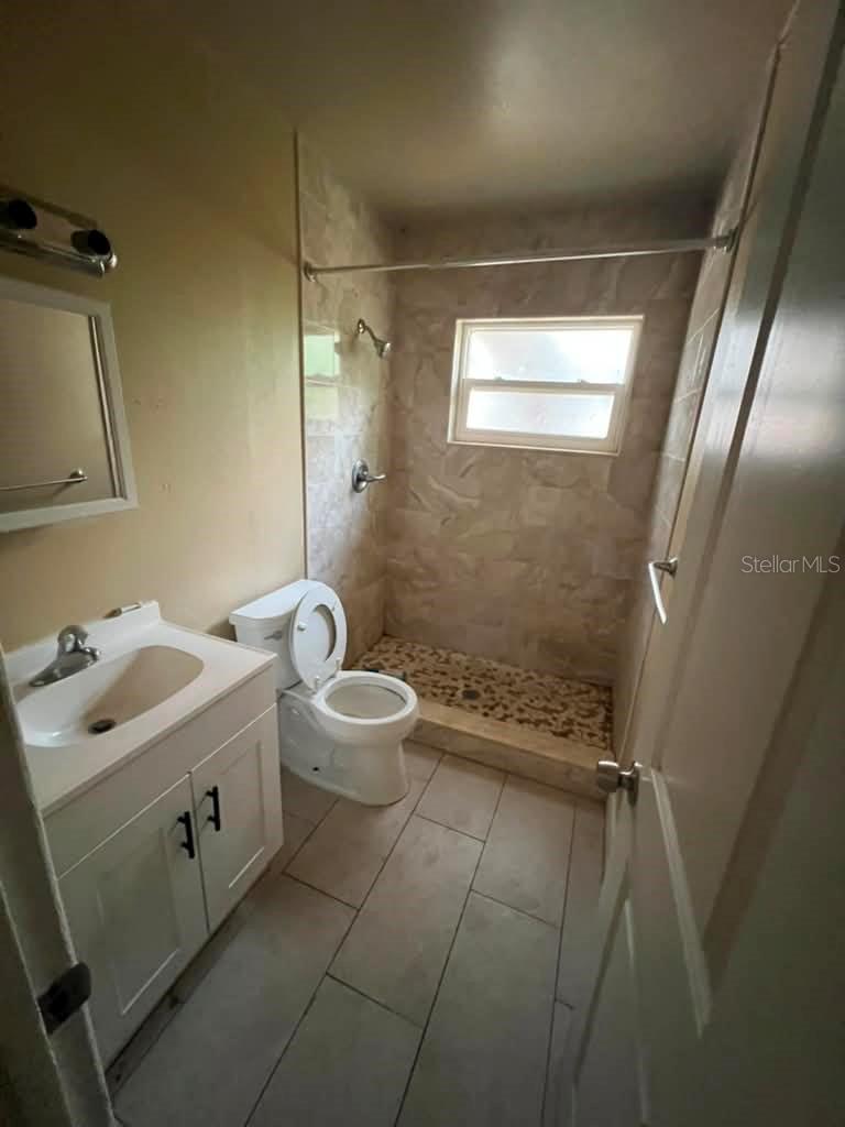 10106 N 10TH ST #A — photo 9