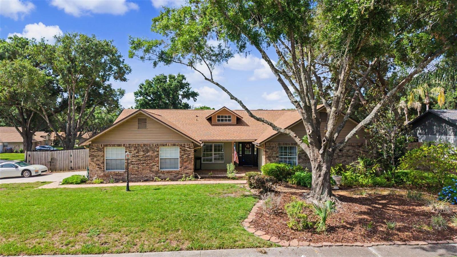 3916 BROOMSEDGE LN — photo 2