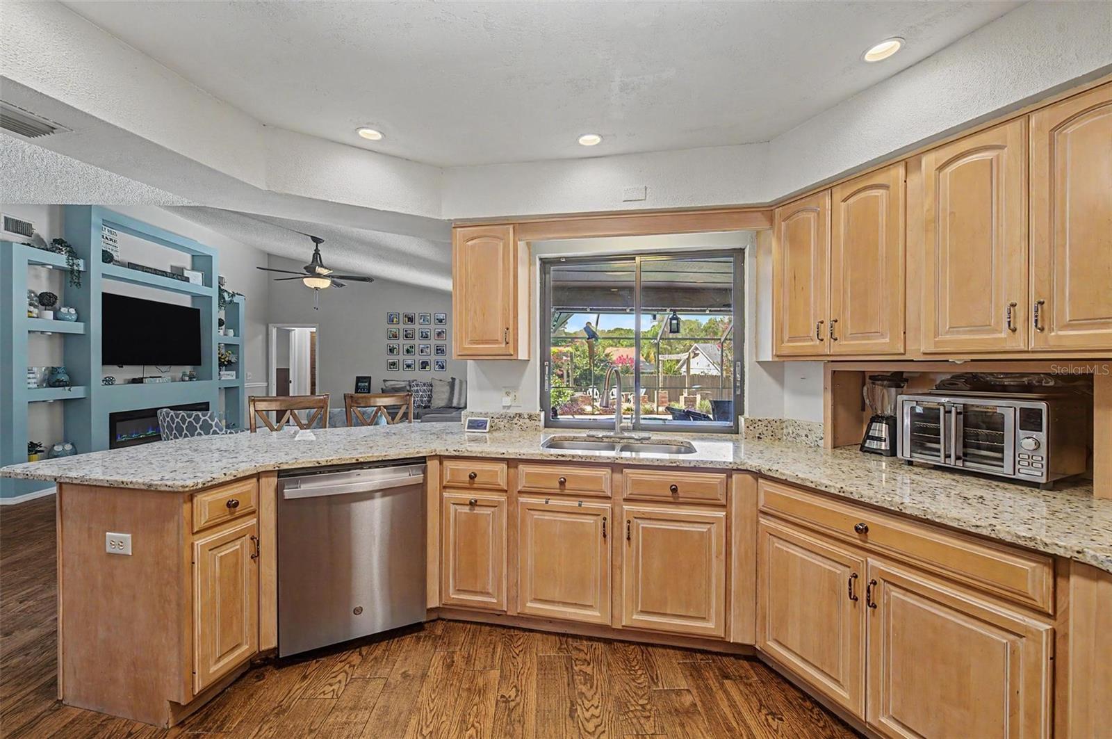 3916 BROOMSEDGE LN — photo 19