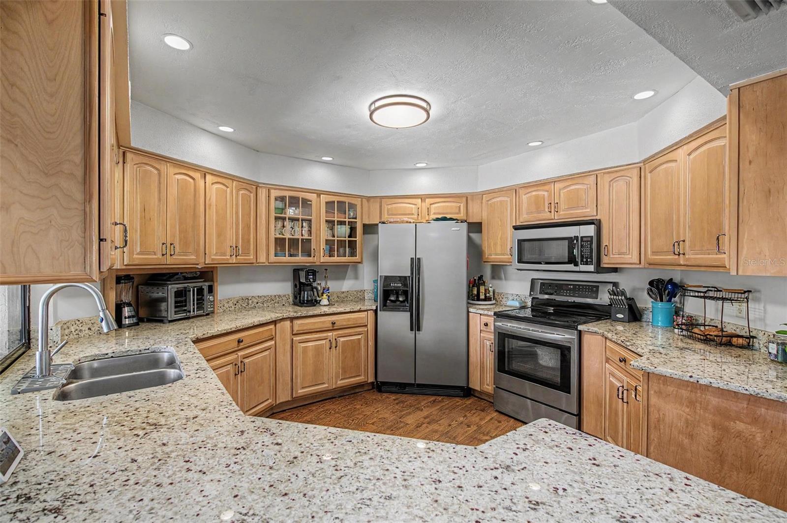 3916 BROOMSEDGE LN — photo 21
