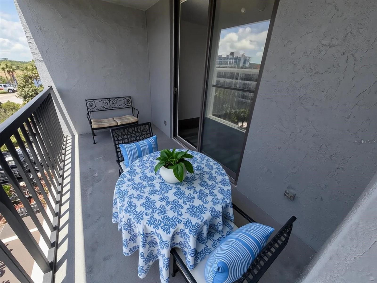 201 W LAUREL ST #703 — photo 19