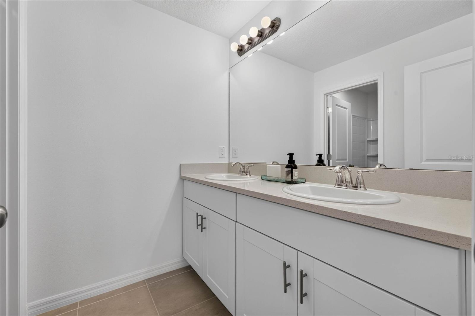 5951 MAIDENSTONE WAY — photo 22