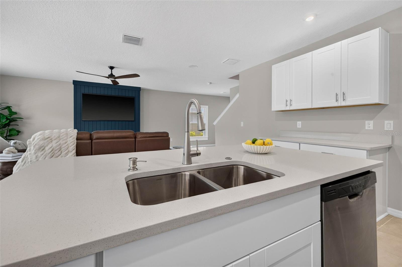 5951 MAIDENSTONE WAY — photo 13