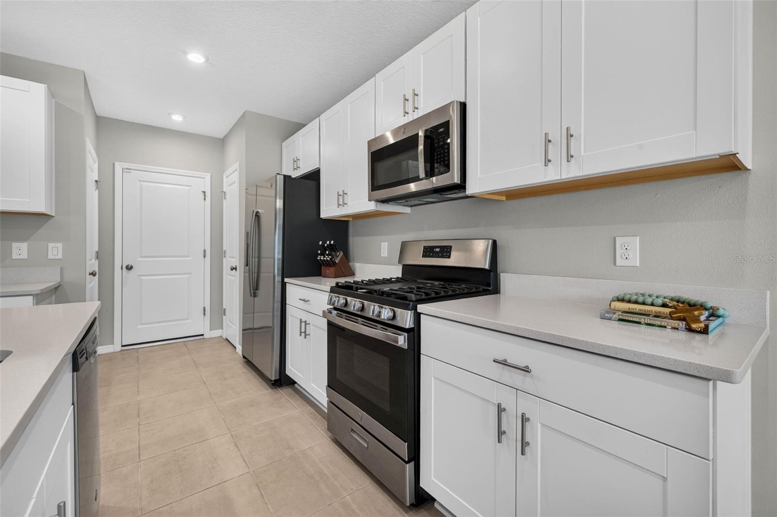 5951 MAIDENSTONE WAY — photo 12