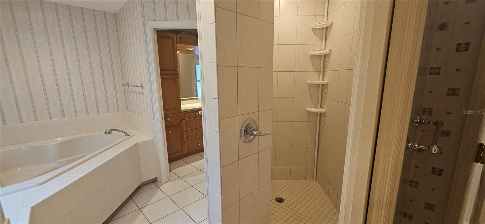 2210 BAYOU DR — photo 29
