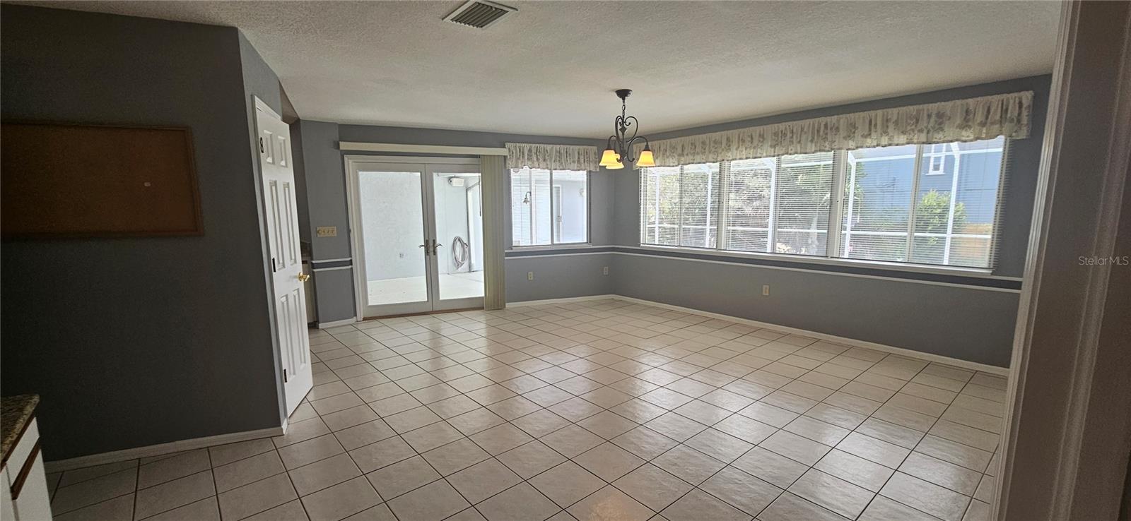 2210 BAYOU DR — photo 18