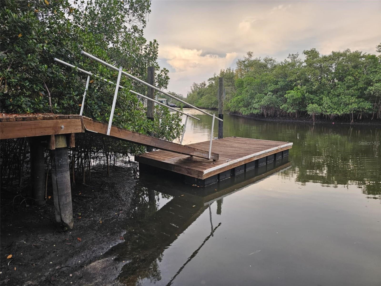 2210 BAYOU DR — photo 42