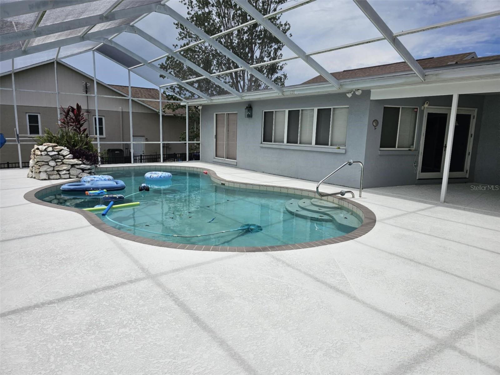 2210 BAYOU DR — photo 6